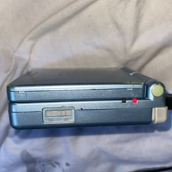 Nintendo Game Boy Advance SP - Metallic Blue - Picture 3 of 6
